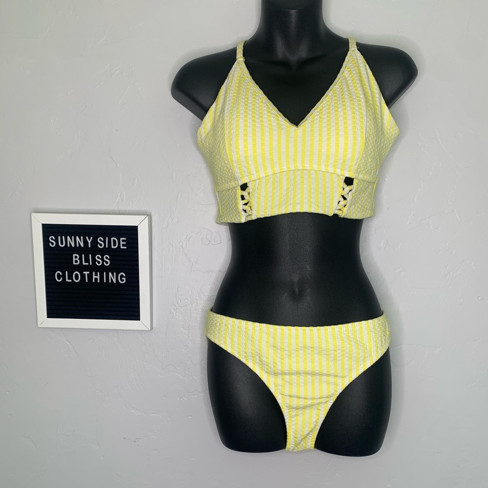 Jessica Simpson Yellow White Stripe Bikini Set Size Medium Crisscross Swim